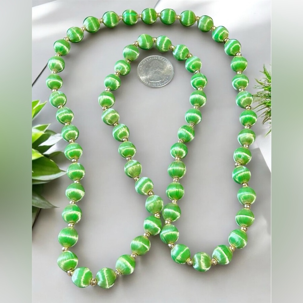 Vintage Green Satin Beaded Necklace - Picture 3 of 3